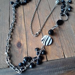 Vintage long necklace, 90"s Y2k, black and white